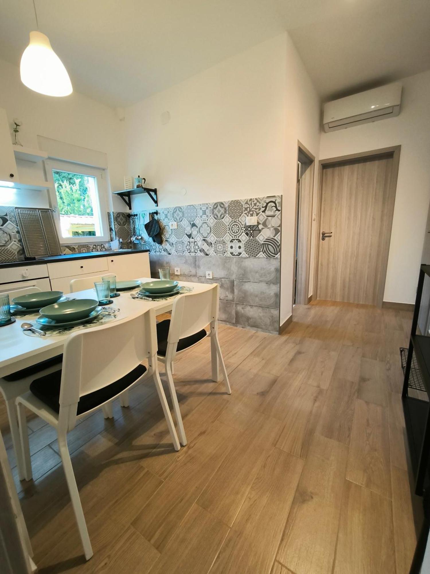 Porec Jadran Apartments المظهر الخارجي الصورة